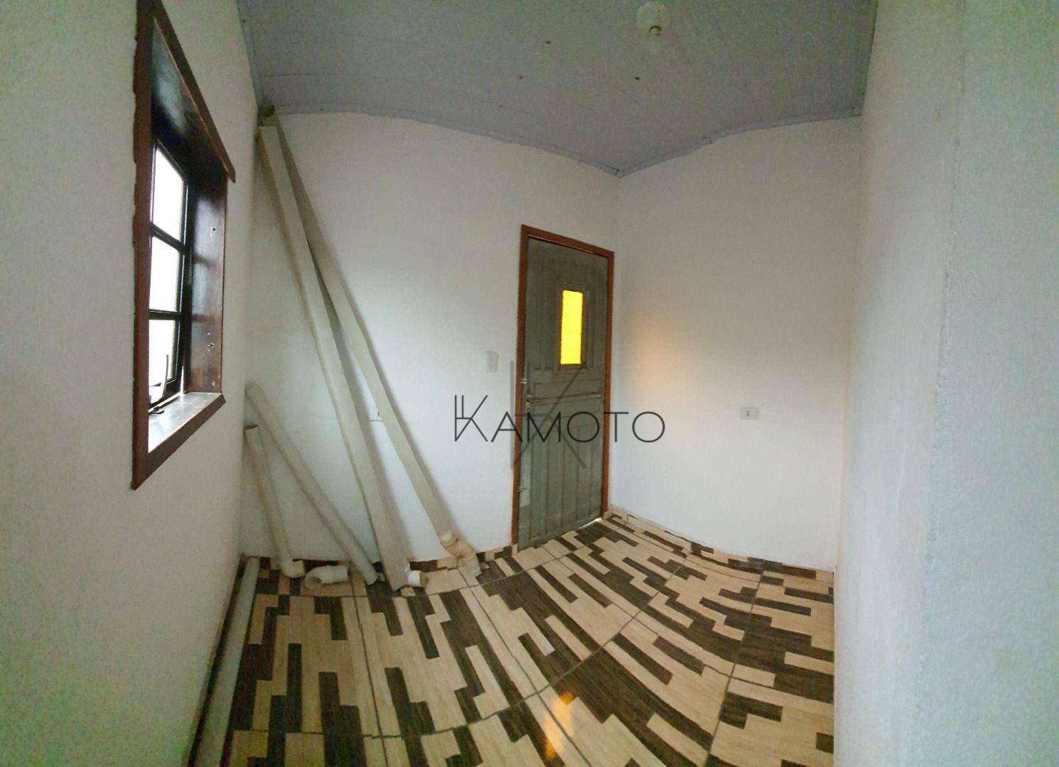 Casa à venda com 5 quartos, 100m² - Foto 4