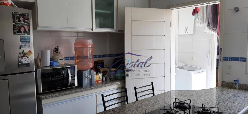 Casa à venda com 3 quartos, 150m² - Foto 4