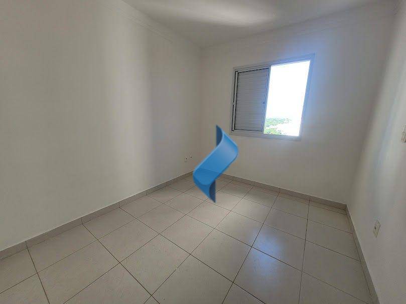 Apartamento para alugar com 3 quartos, 90m² - Foto 11