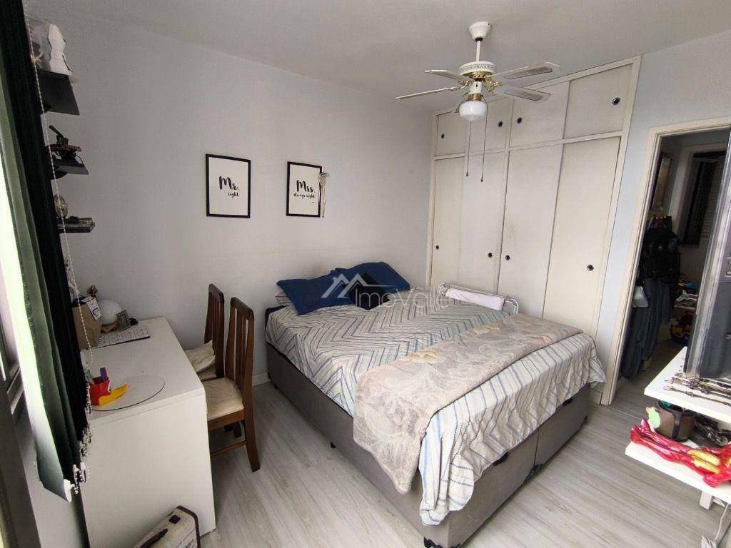 Apartamento à venda com 2 quartos, 67m² - Foto 10