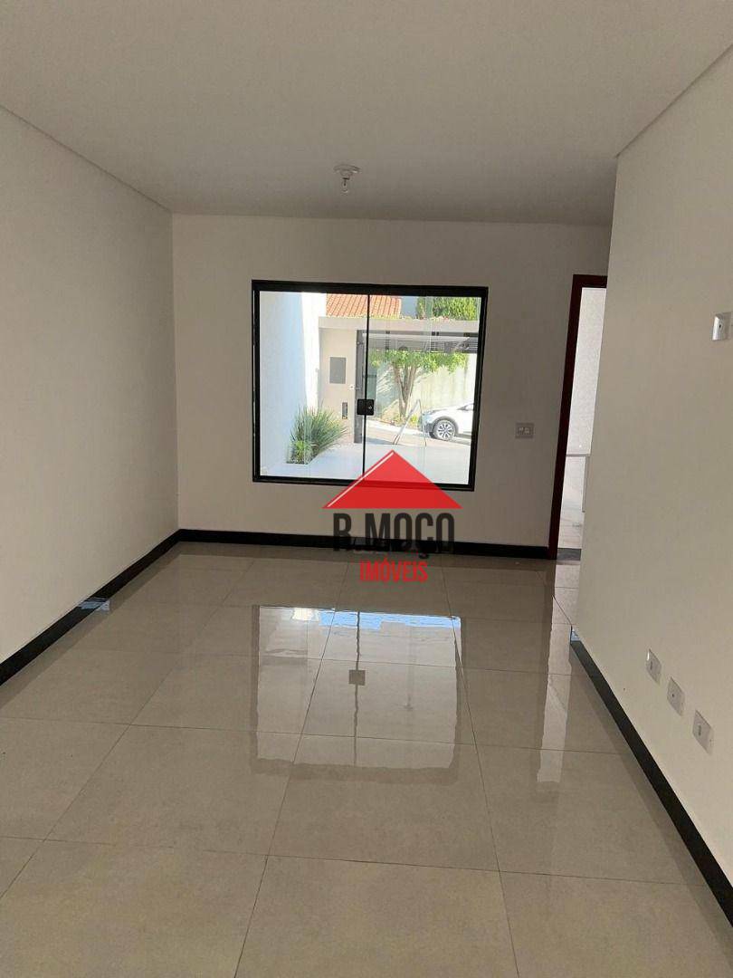 Sobrado à venda com 3 quartos, 120m² - Foto 2