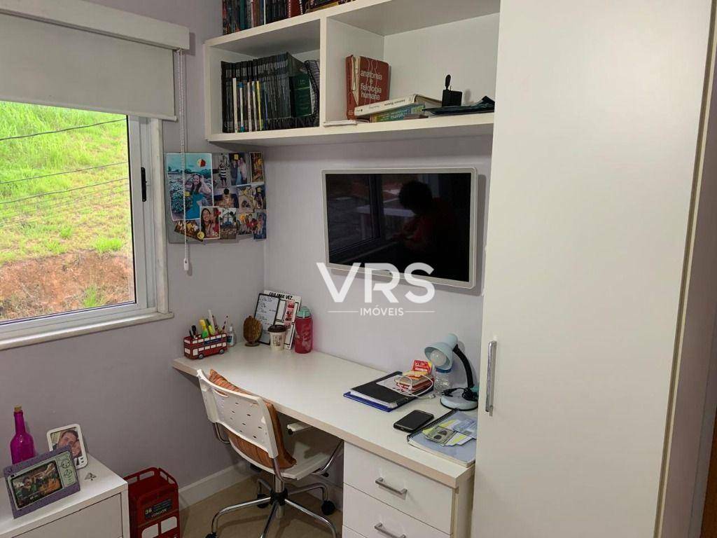 Casa de Condomínio à venda com 4 quartos, 307m² - Foto 28