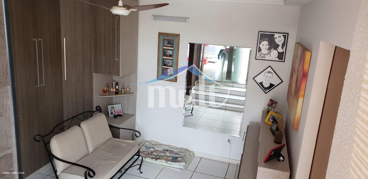 Casa à venda com 4 quartos, 440m² - Foto 37