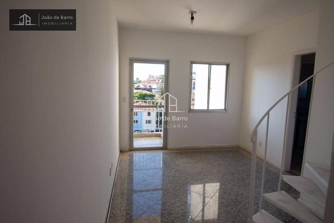 Apartamento à venda com 3 quartos, 107m² - Foto 2