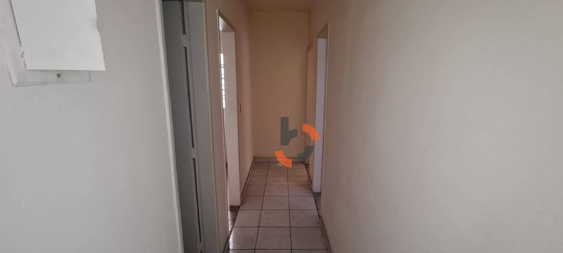 Apartamento para alugar com 2 quartos, 72m² - Foto 4