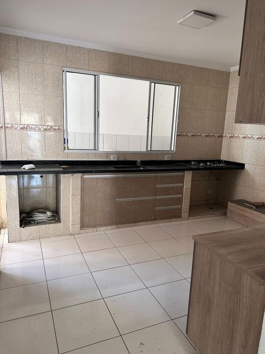 Casa de Condomínio à venda com 3 quartos, 151m² - Foto 2