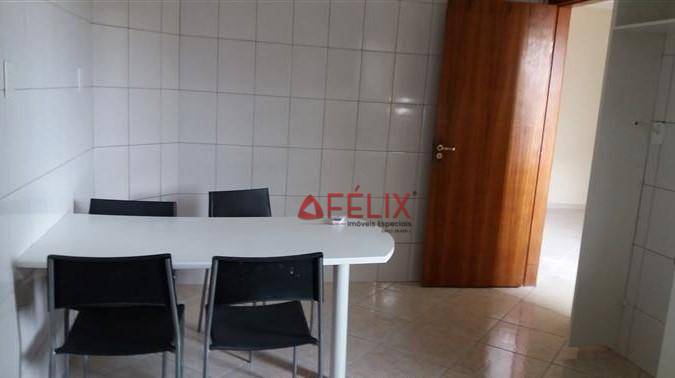 Apartamento à venda com 3 quartos, 93m² - Foto 8