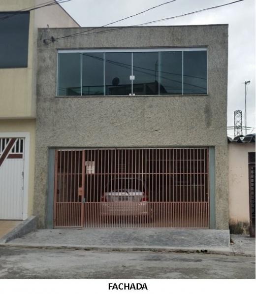 Sobrado à venda com 4 quartos, 140m² - Foto 1