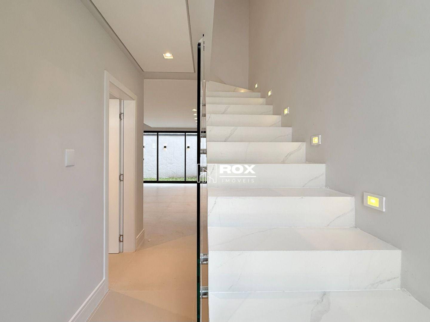 Casa de Condomínio à venda com 4 quartos, 190m² - Foto 5