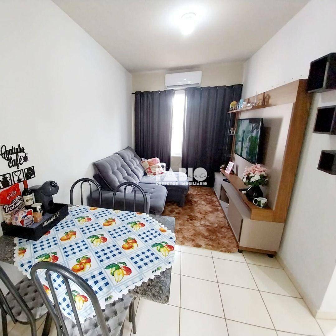 Casa à venda com 2 quartos, 45m² - Foto 18