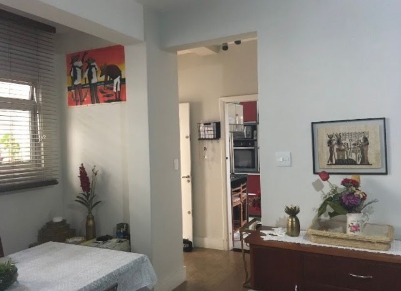 Apartamento à venda com 3 quartos, 200m² - Foto 2