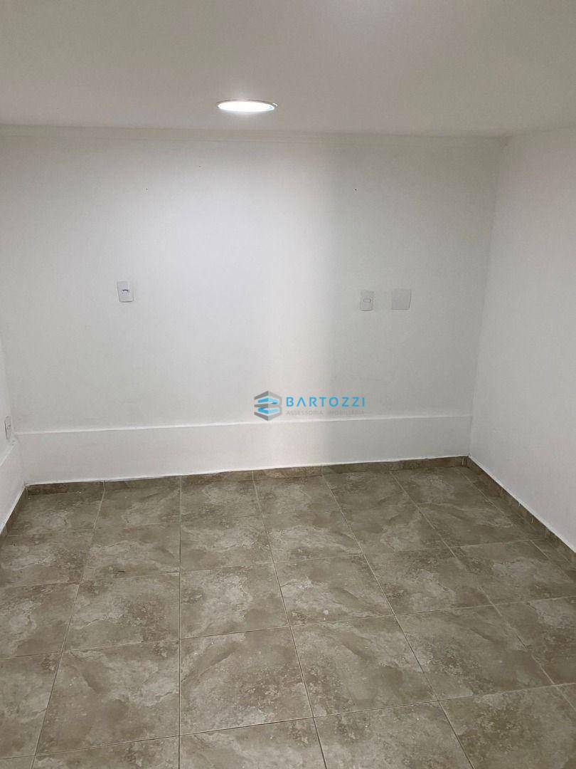 Sobrado à venda com 2 quartos, 190m² - Foto 33