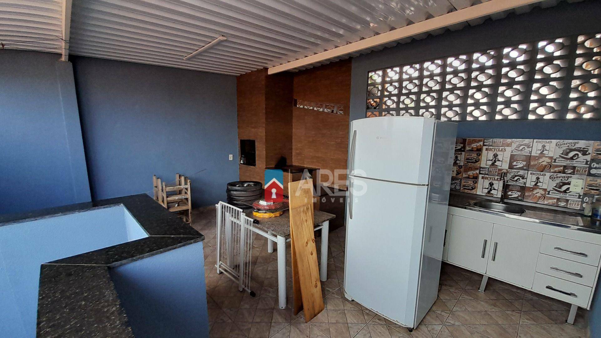 Casa à venda com 3 quartos, 200m² - Foto 6