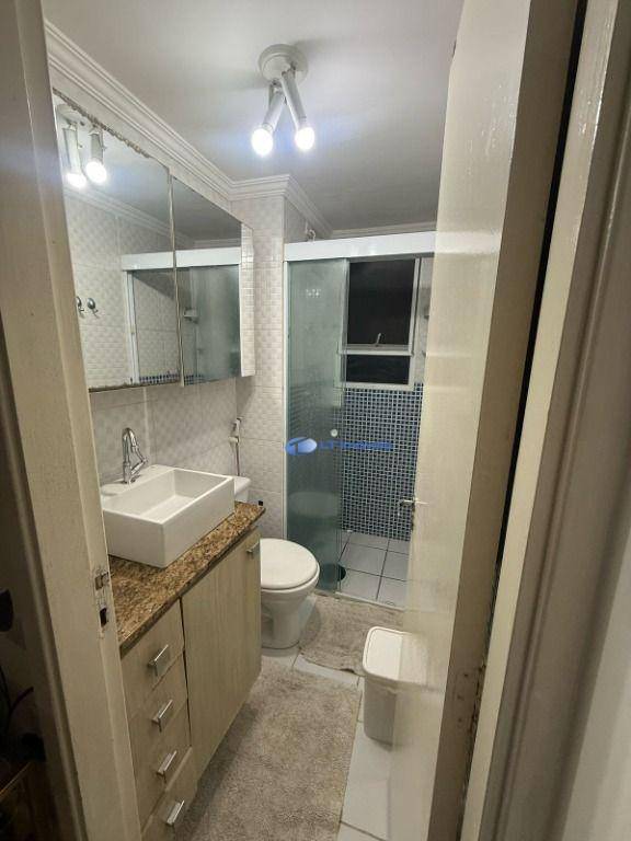 Apartamento para alugar com 2 quartos, 45m² - Foto 10