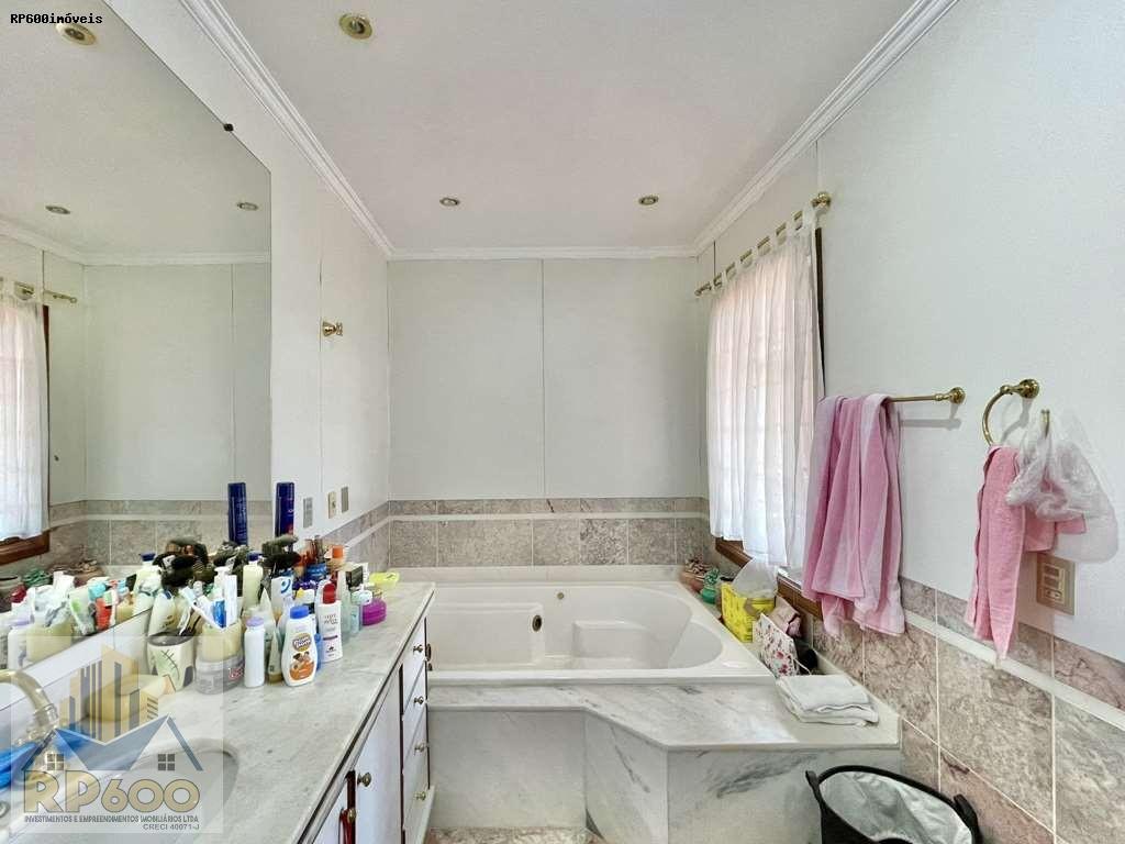 Casa à venda com 6 quartos, 1008m² - Foto 34