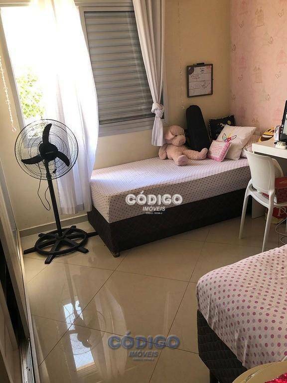 Sobrado à venda com 3 quartos, 200M2 - Foto 13