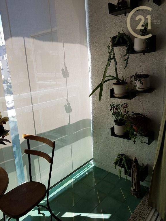 Apartamento à venda com 2 quartos, 74m² - Foto 6