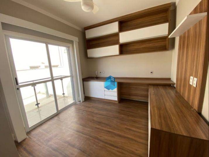 Casa à venda com 3 quartos, 201m² - Foto 8