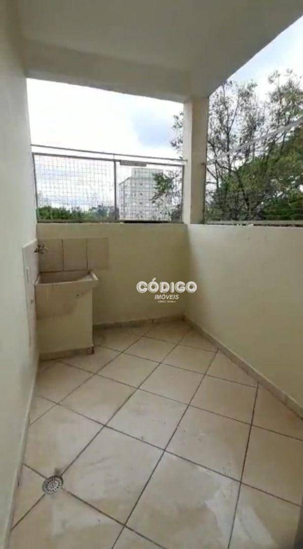 Apartamento para alugar com 2 quartos, 116m² - Foto 5