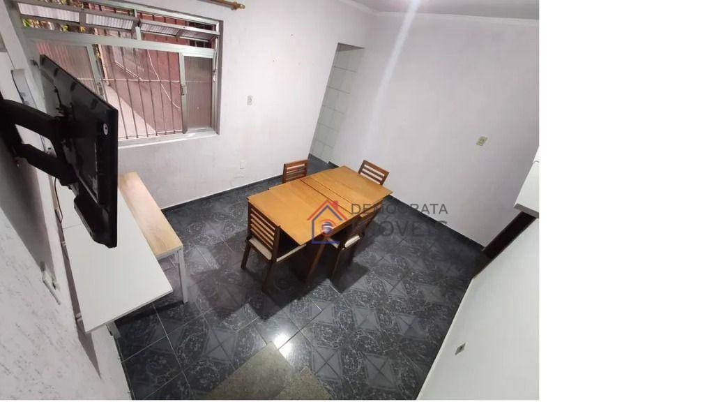 Sobrado à venda com 3 quartos, 178m² - Foto 3