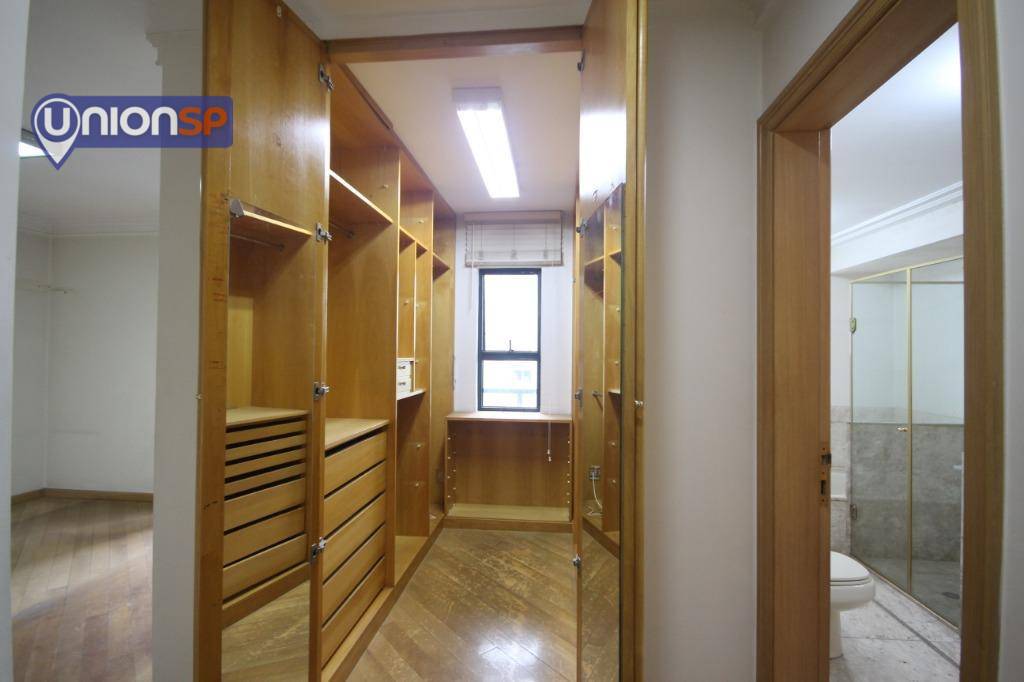 Apartamento à venda com 4 quartos, 202m² - Foto 24