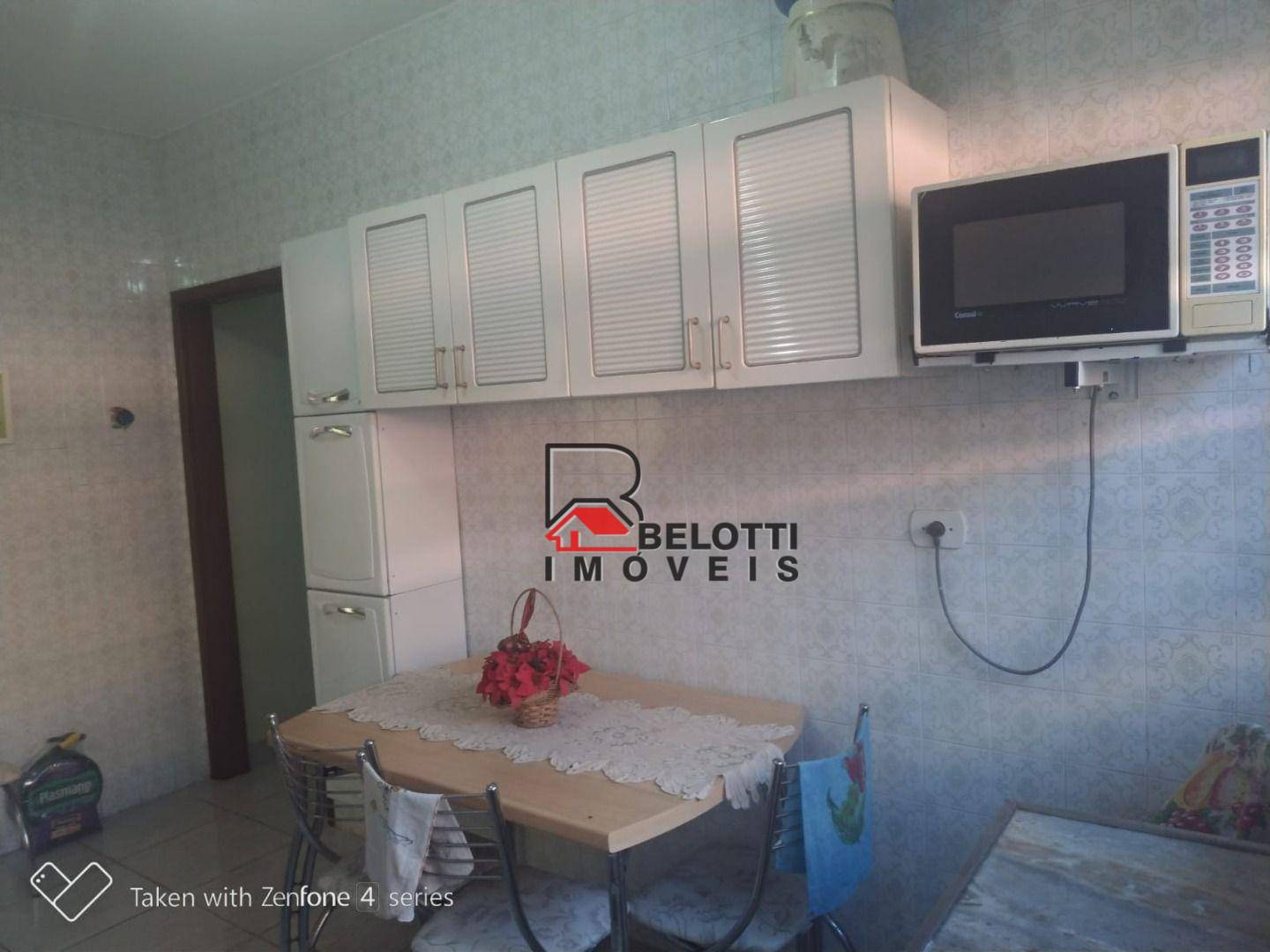 Casa à venda com 3 quartos, 108m² - Foto 15