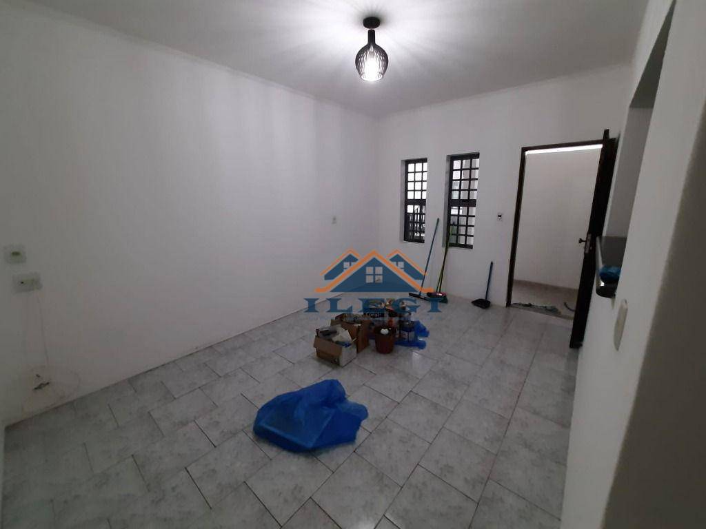 Casa à venda com 4 quartos, 265m² - Foto 5