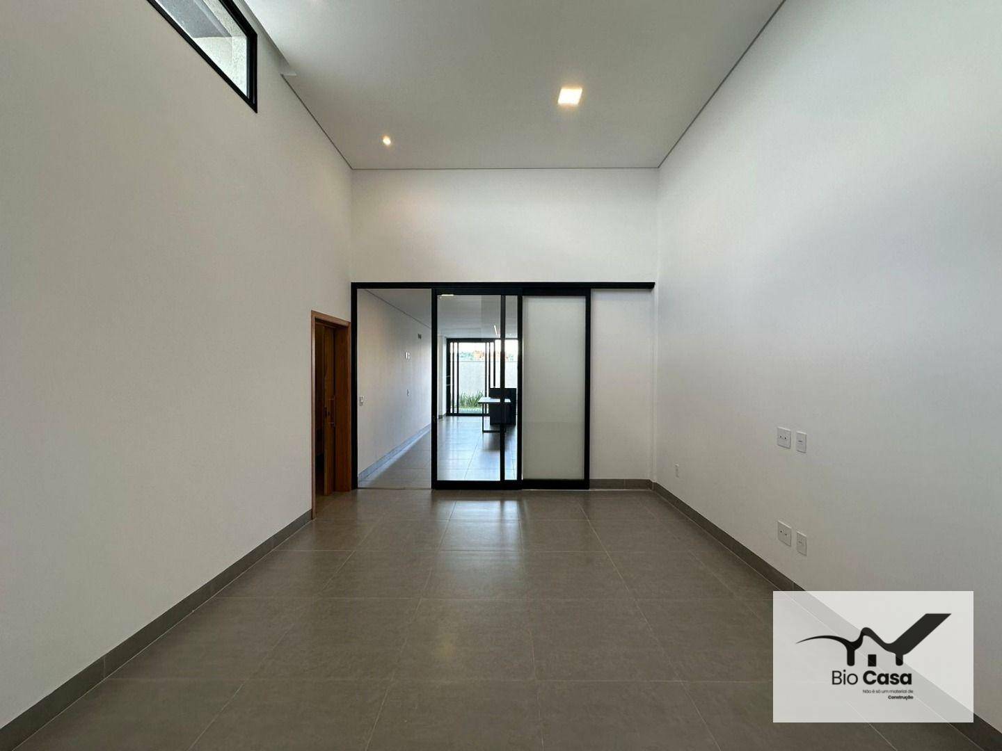 Casa de Condomínio à venda com 3 quartos, 163m² - Foto 4