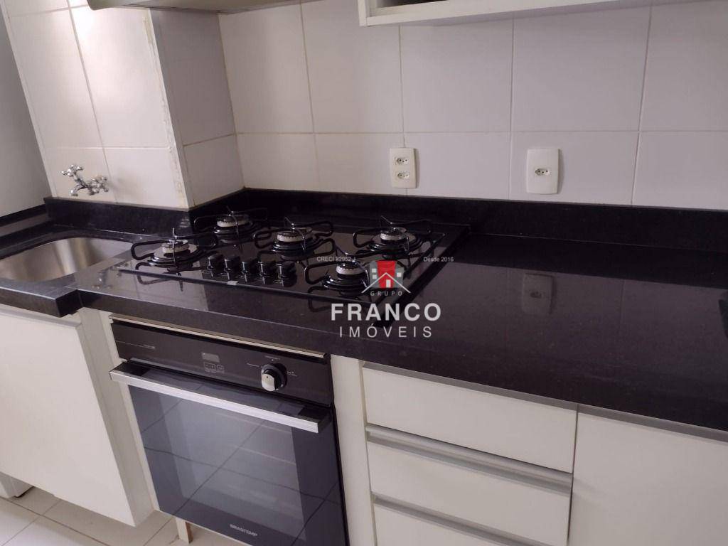 Apartamento à venda com 2 quartos, 62m² - Foto 19