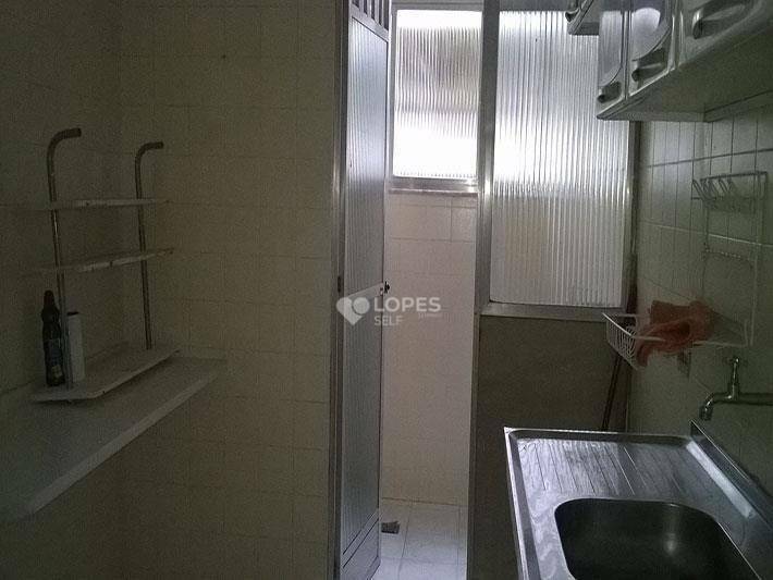 Apartamento à venda com 2 quartos, 56m² - Foto 11