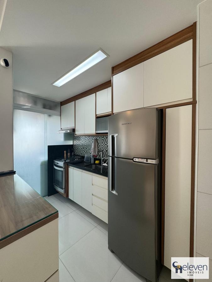 Apartamento à venda com 2 quartos, 60m² - Foto 14