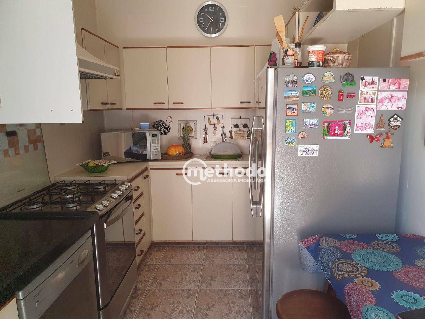 Casa à venda com 3 quartos, 231m² - Foto 19