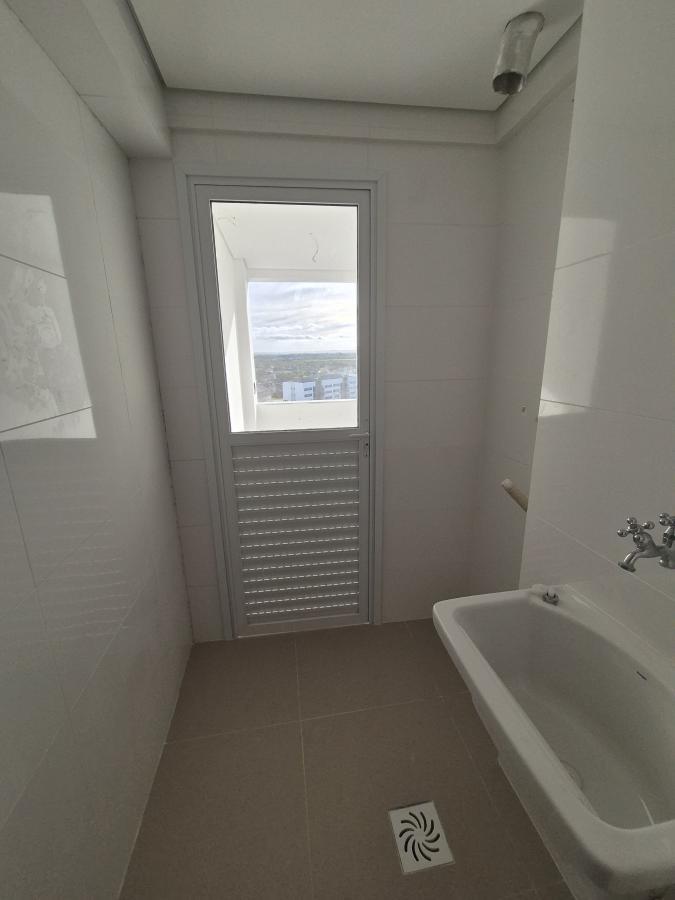 Apartamento à venda com 3 quartos, 108m² - Foto 9