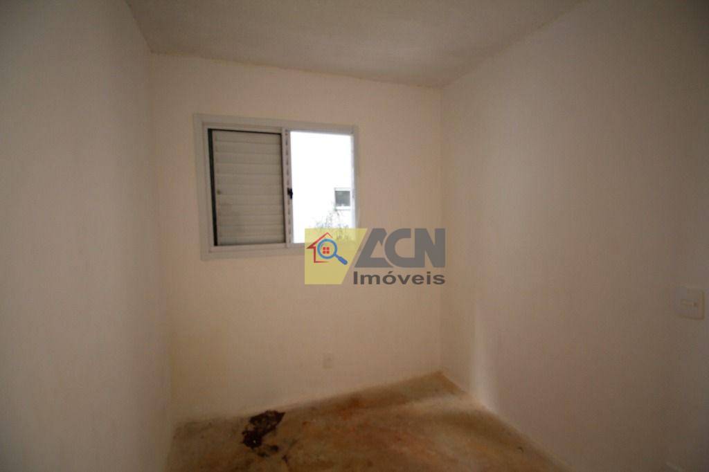 Apartamento à venda com 2 quartos, 42m² - Foto 9