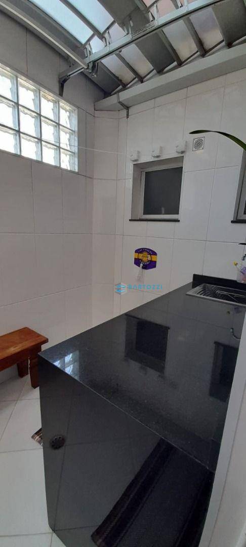 Apartamento à venda com 2 quartos, 80m² - Foto 3