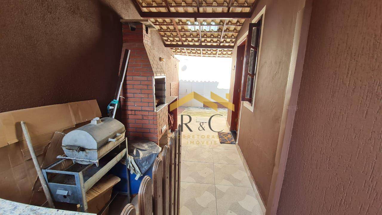 Casa à venda com 3 quartos, 150m² - Foto 14