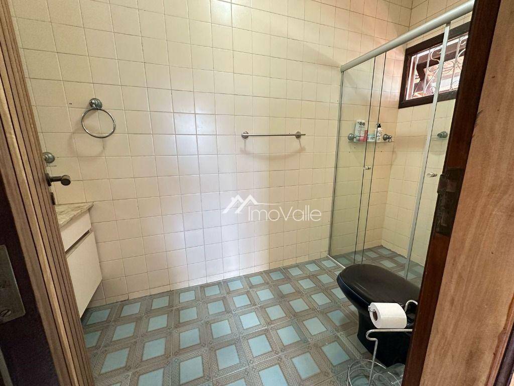 Casa à venda e aluguel com 3 quartos, 375m² - Foto 25