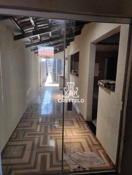 Sobrado à venda com 3 quartos, 100m² - Foto 1