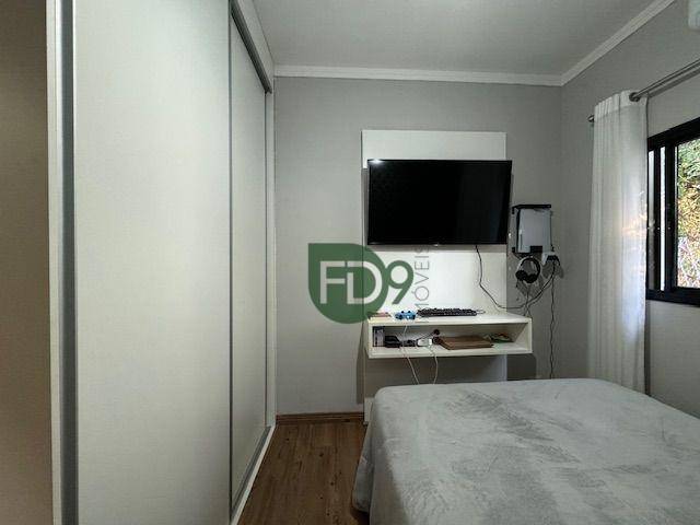 Casa de Condomínio à venda com 3 quartos, 250m² - Foto 11