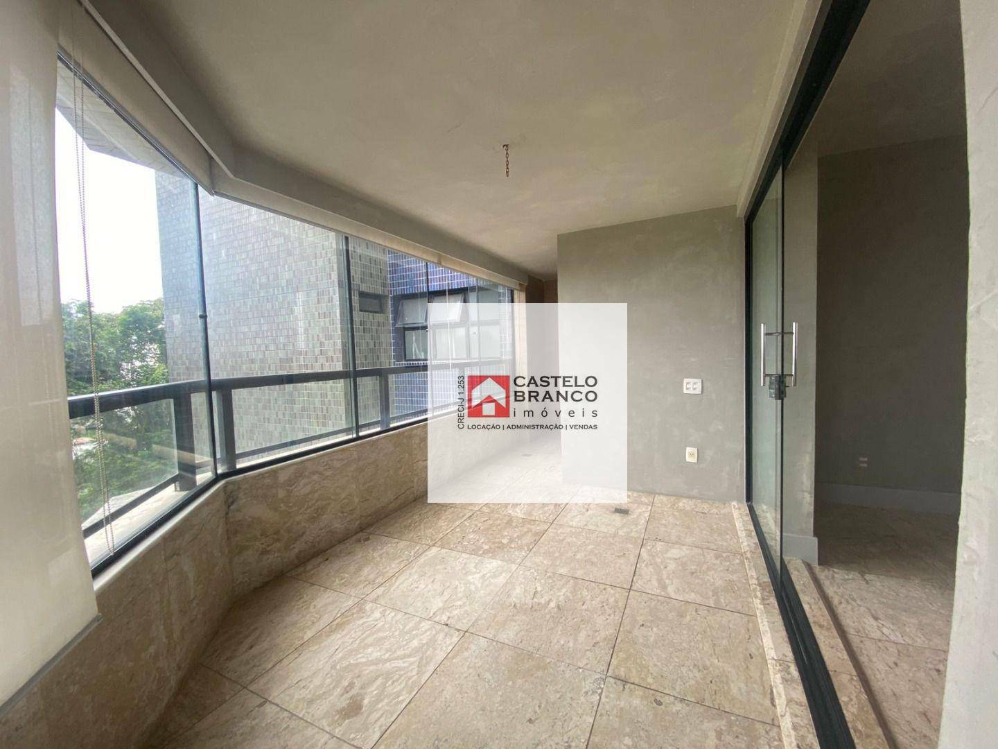 Apartamento à venda com 4 quartos, 243m² - Foto 10