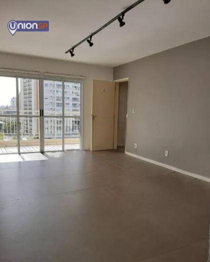 Apartamento à venda com 3 quartos, 76m² - Foto 1