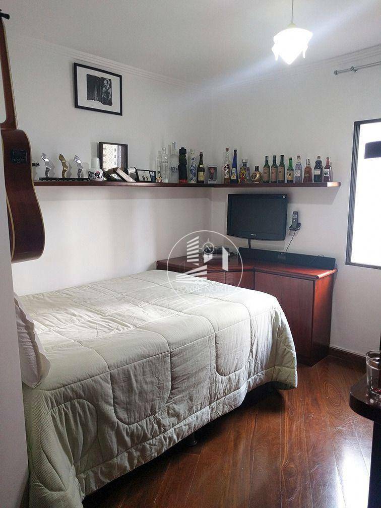 Apartamento à venda com 3 quartos, 125m² - Foto 11