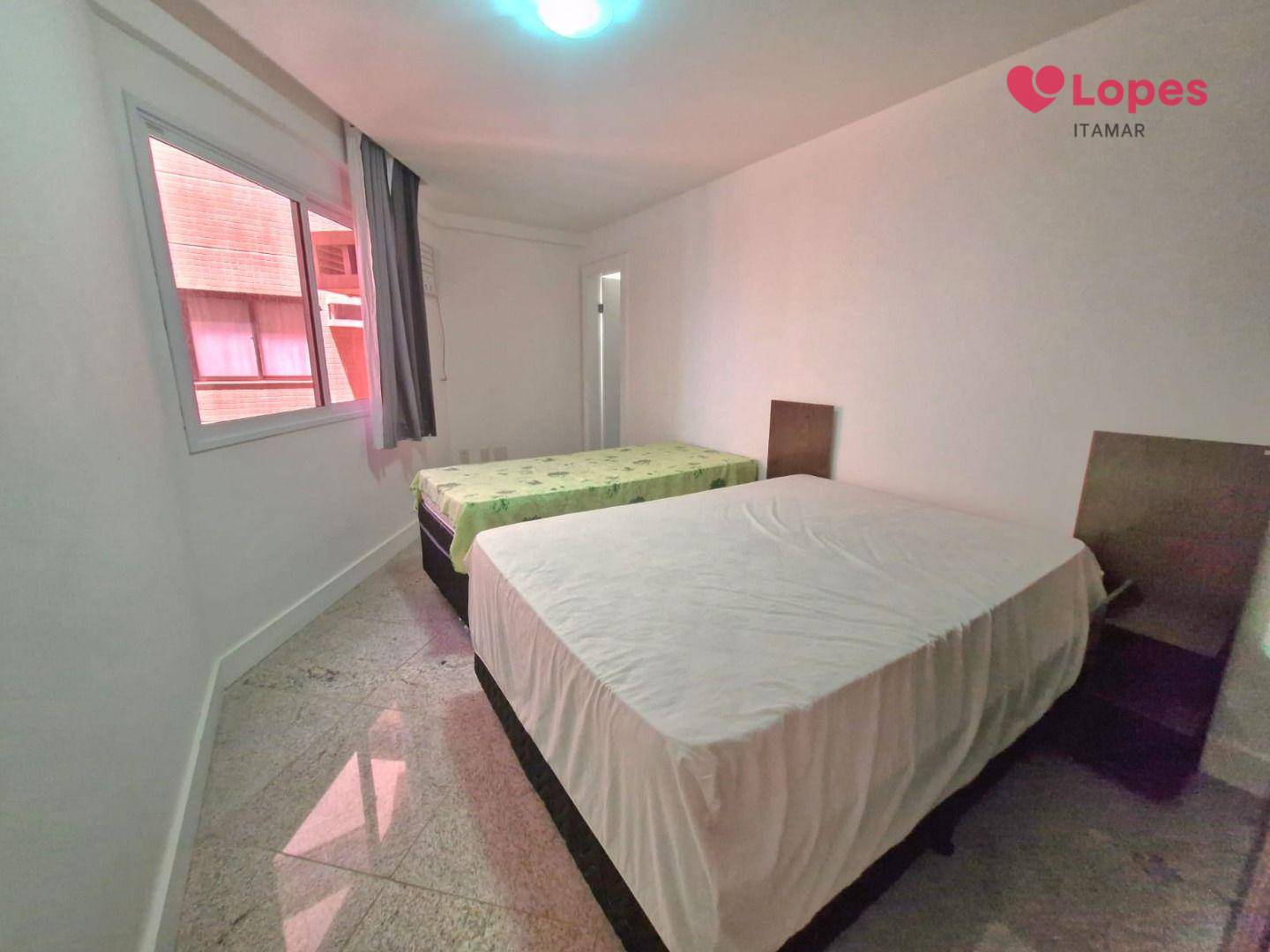 Apartamento para alugar com 4 quartos, 204m² - Foto 18