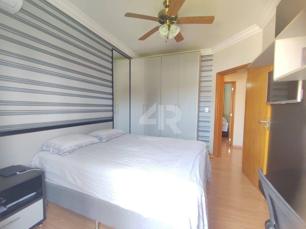 Sobrado à venda com 5 quartos, 283m² - Foto 26