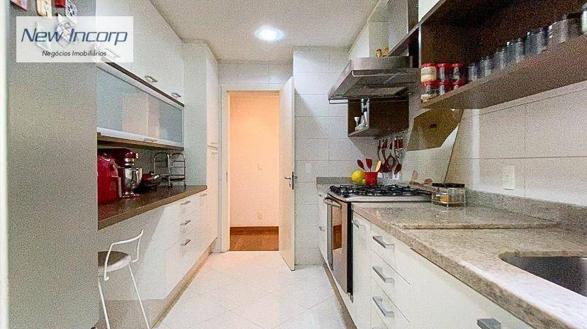 Apartamento à venda com 3 quartos, 213m² - Foto 41