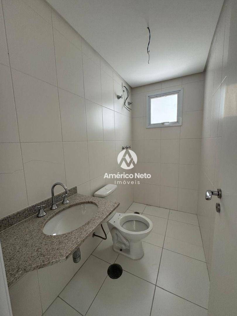 Apartamento à venda com 2 quartos, 67m² - Foto 7