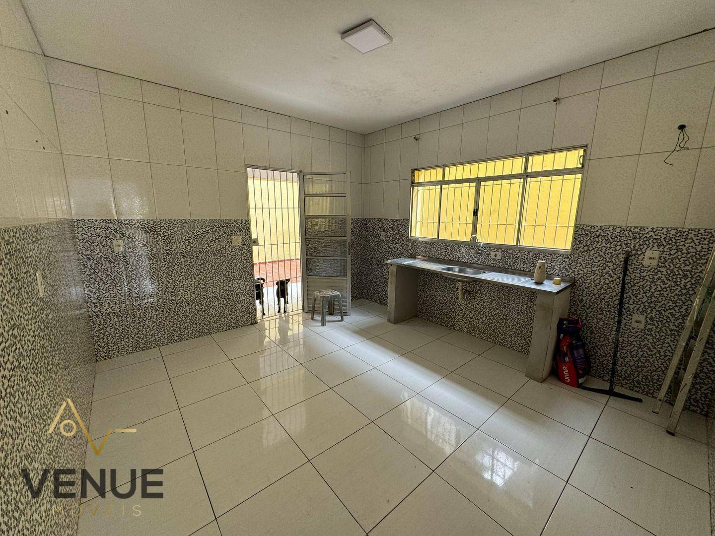 Sobrado à venda com 3 quartos, 214m² - Foto 6