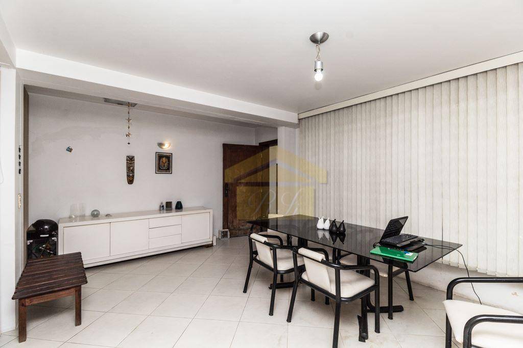 Casa à venda e aluguel com 4 quartos, 220m² - Foto 6