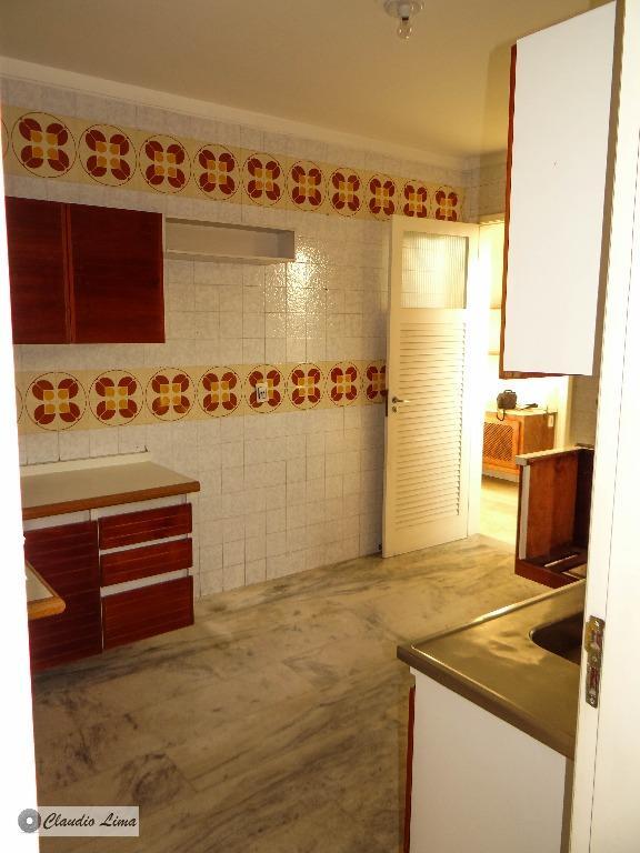 Apartamento à venda com 4 quartos, 200m² - Foto 14