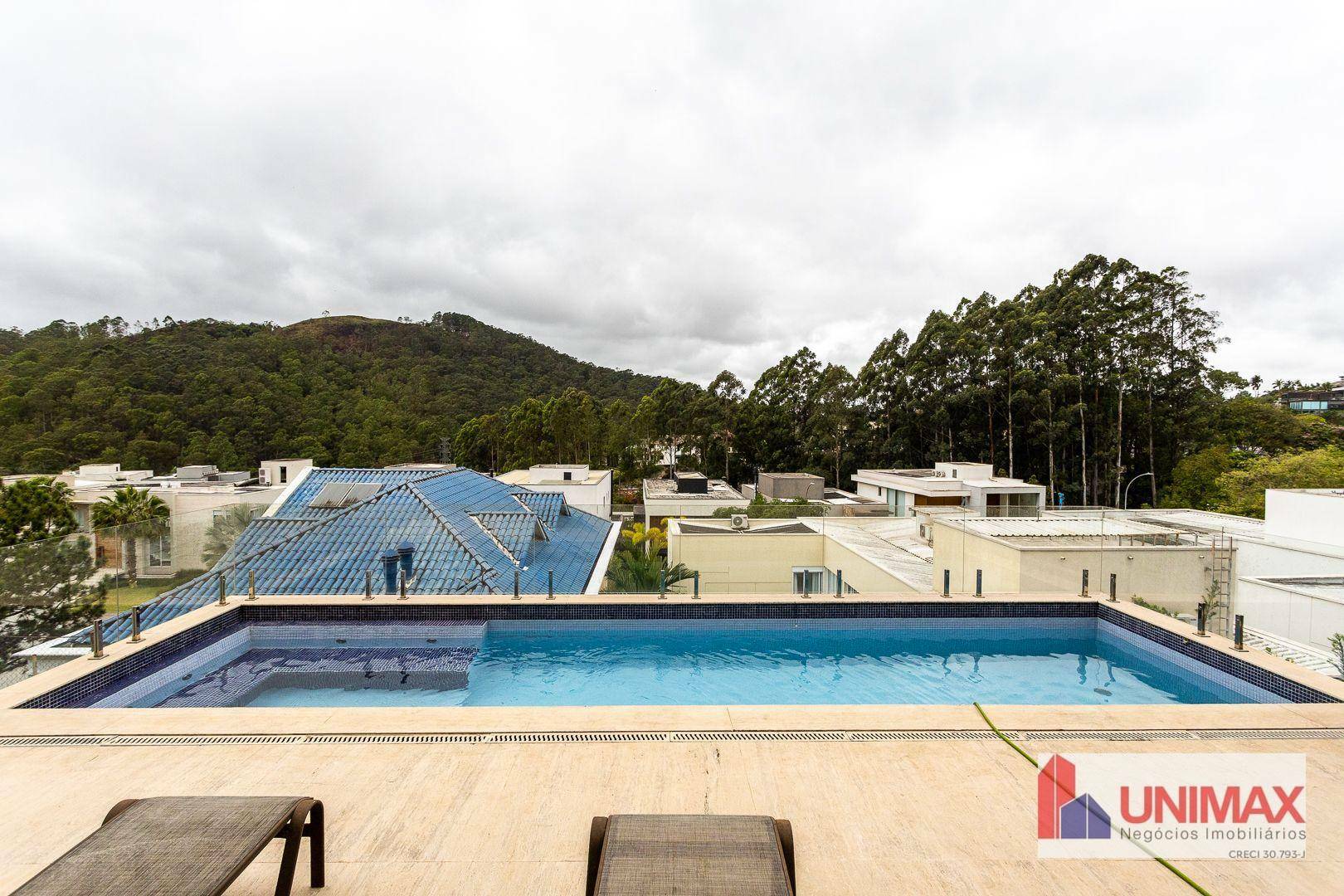 Casa de Condomínio à venda e aluguel com 4 quartos, 571m² - Foto 2